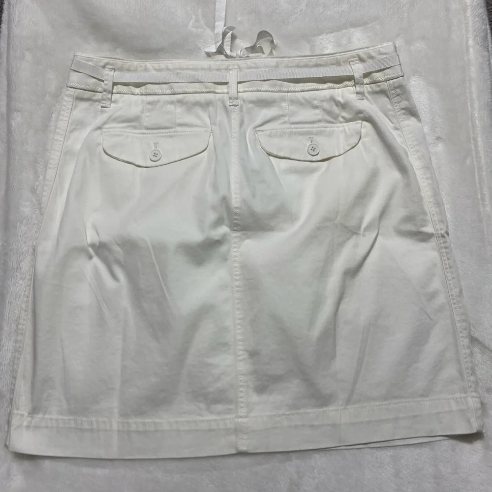 Ann Taylor LOFT Bright White Tie-Waist Mini Skirt - Picture 4 of 10